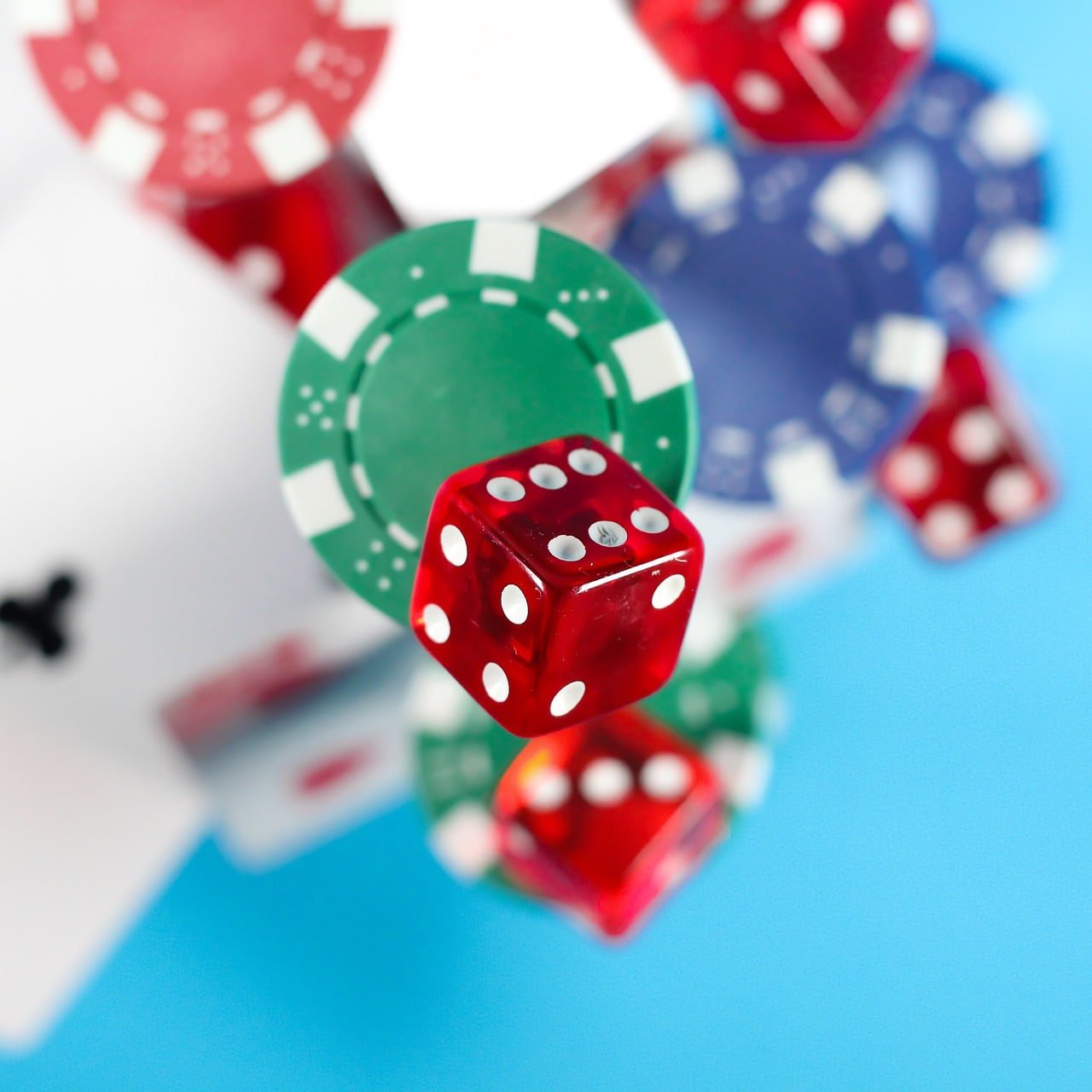 Alur permainan lengkap Alur permainan Texas Hold'em Bonus dari ante hingga showdown